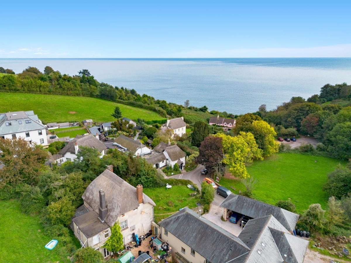 Stunning Sea View Whole Home In Torbay Close To Beach トーキー エクステリア 写真